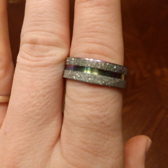 Rings - Picture 3 of 5